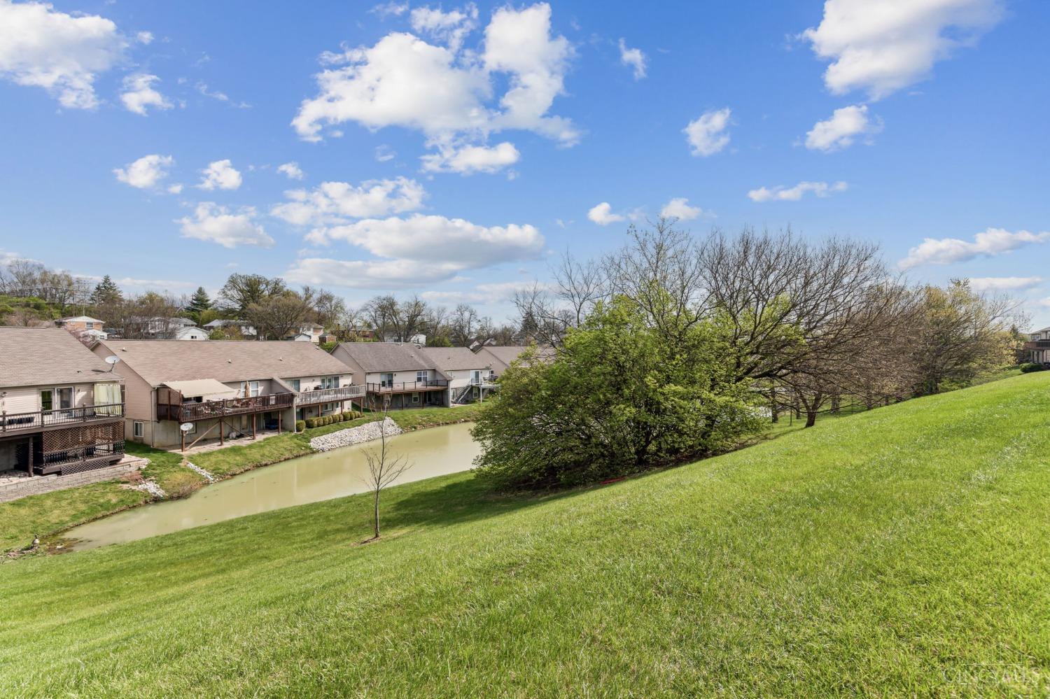 3300 Emerald Lakes Drive 3