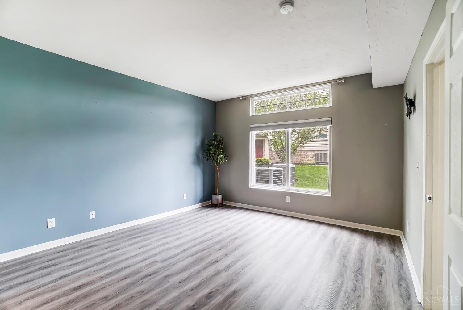 4542 English Oak Court