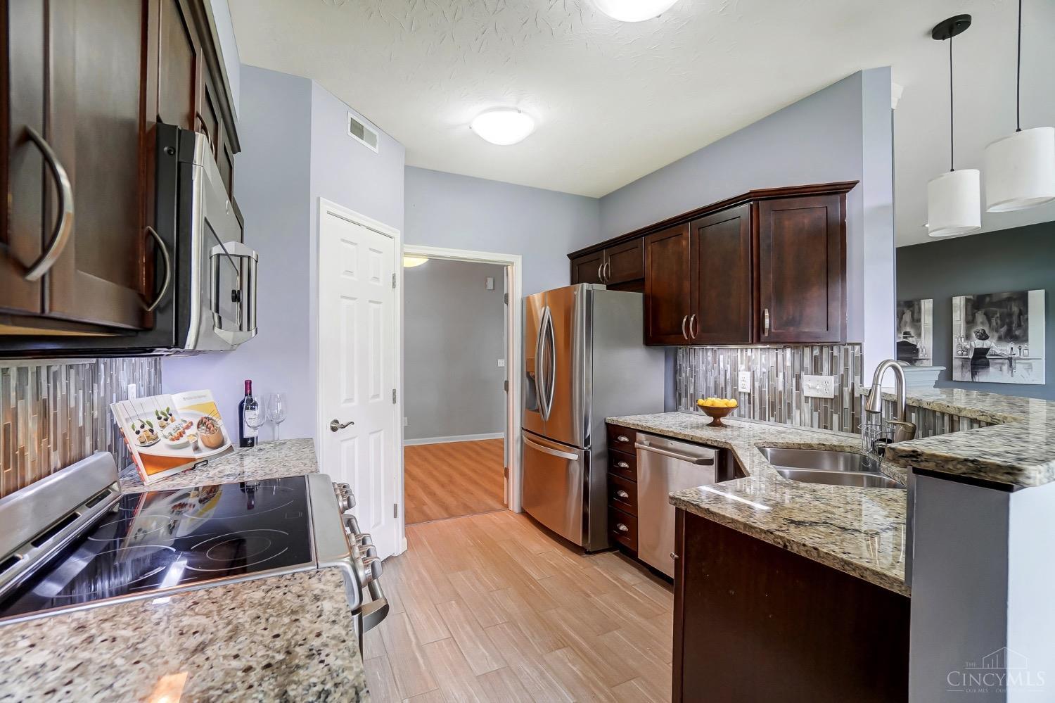 4542 English Oak Court