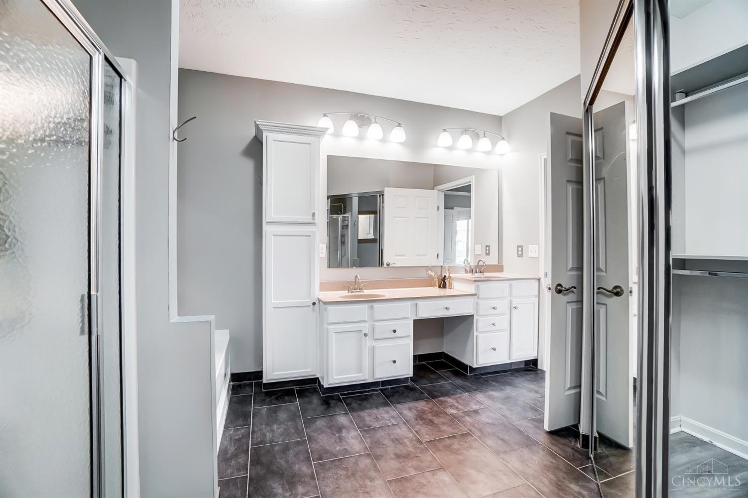 4542 English Oak Court