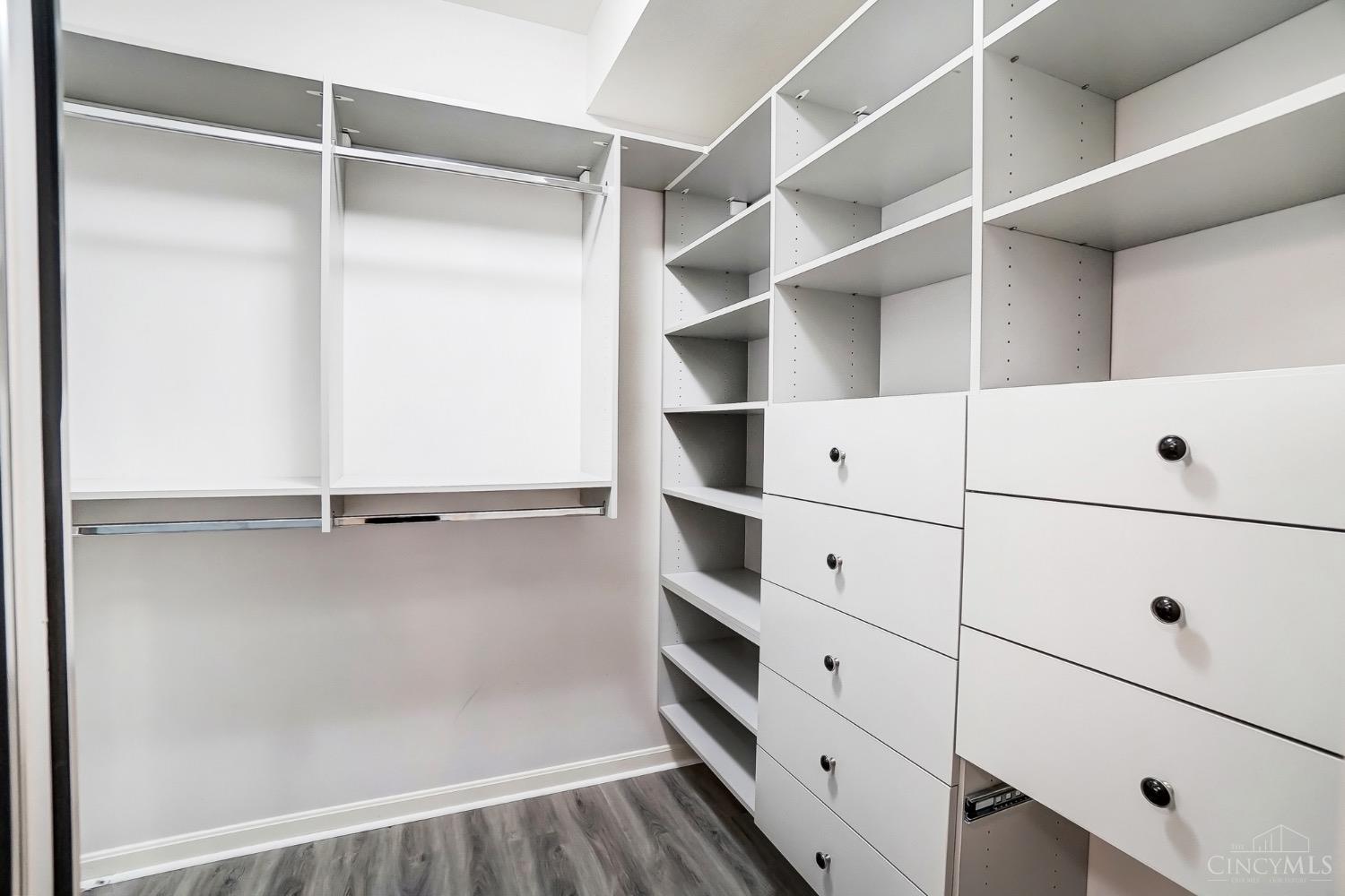 4542 English Oak Court