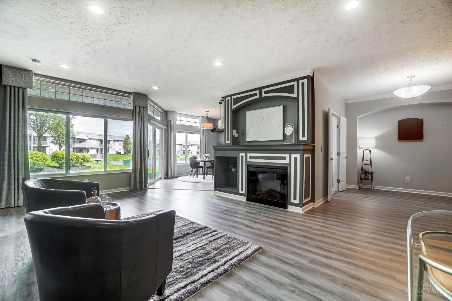 4542 English Oak Court