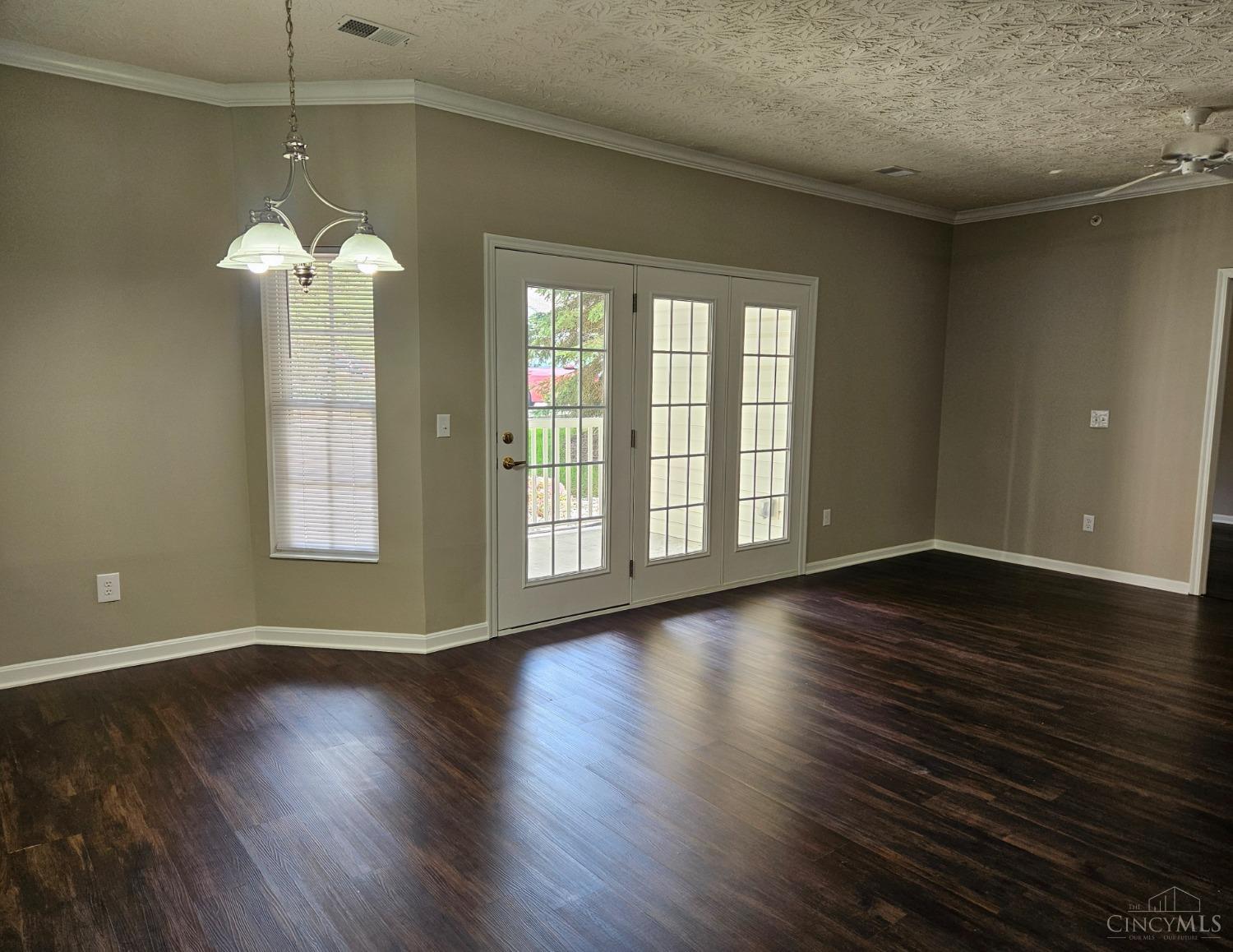 5449 Michelles Oak Court A