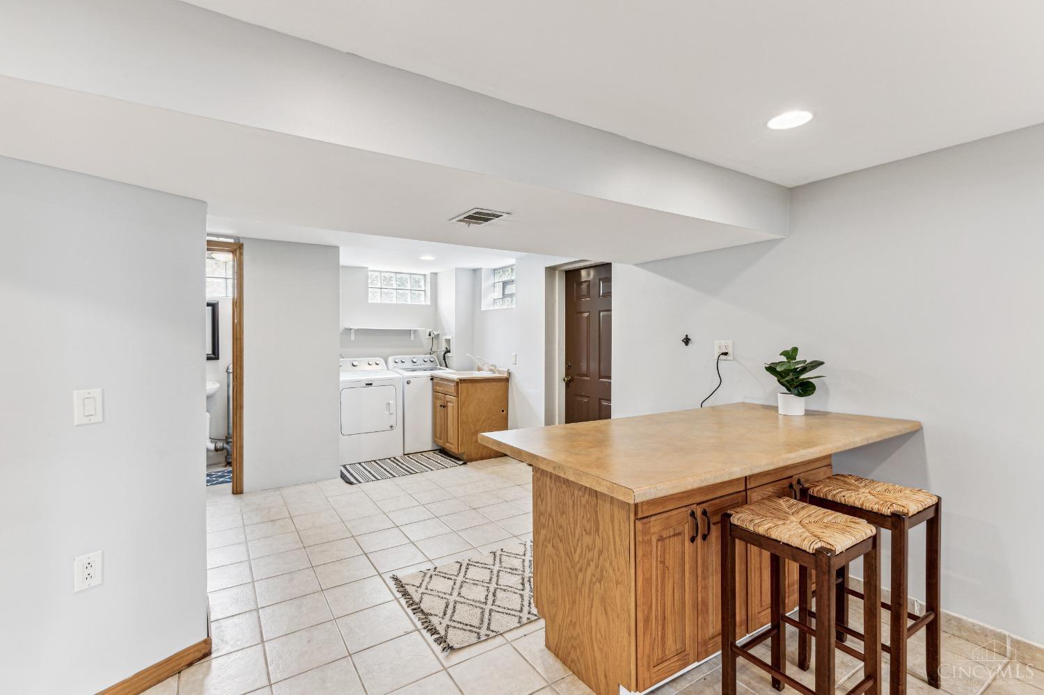 3420 Dolomar Drive