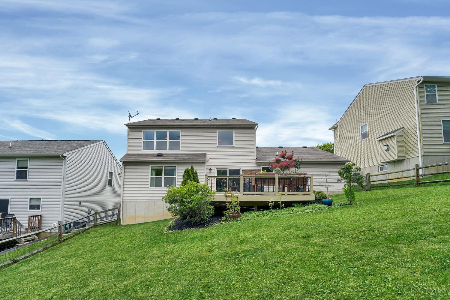 5165 Leslies Woods Court