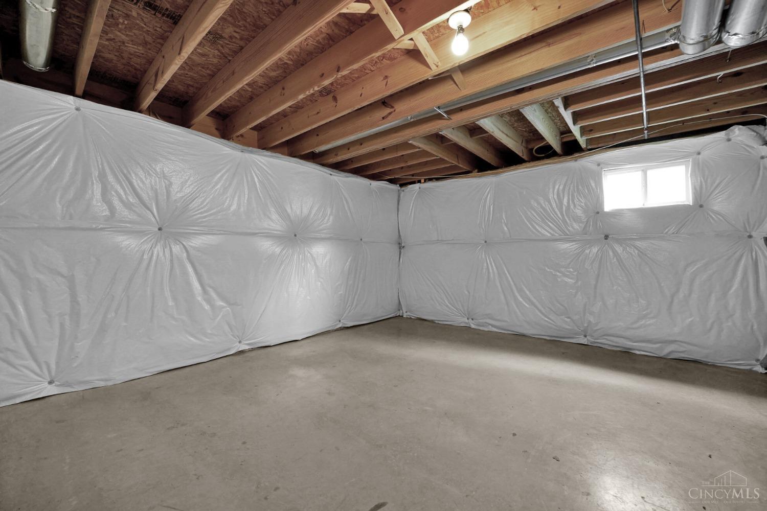 5165 Leslies Woods Court