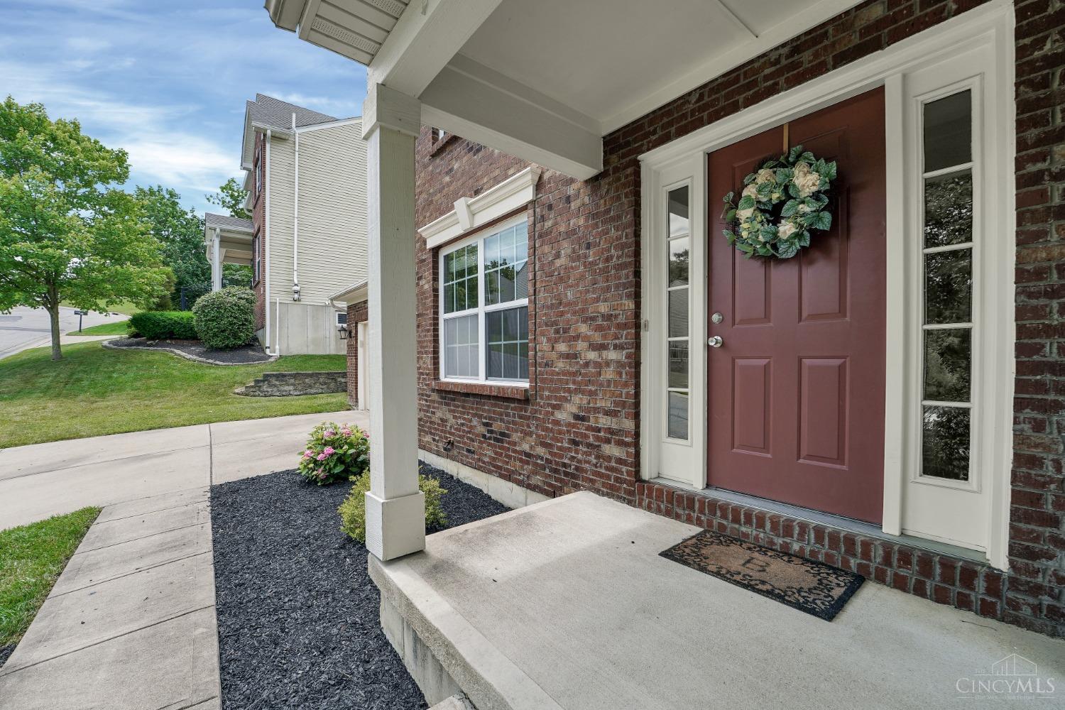 5165 Leslies Woods Court