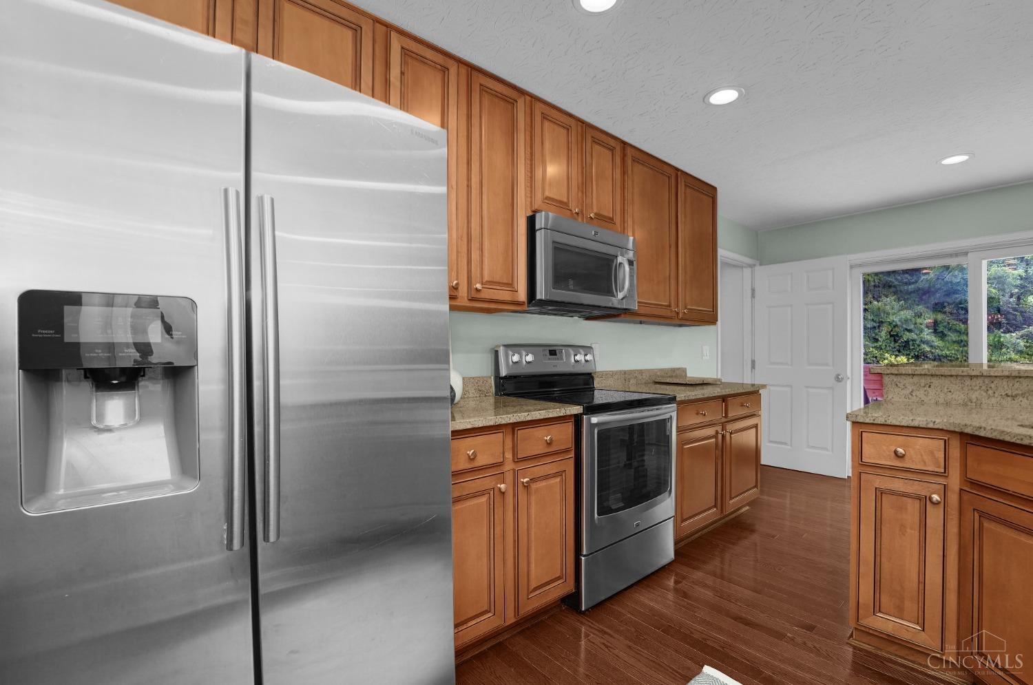 5165 Leslies Woods Court