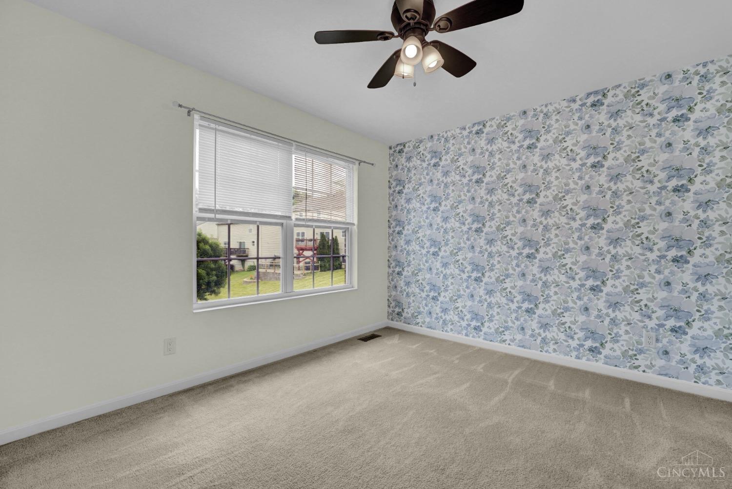 5165 Leslies Woods Court