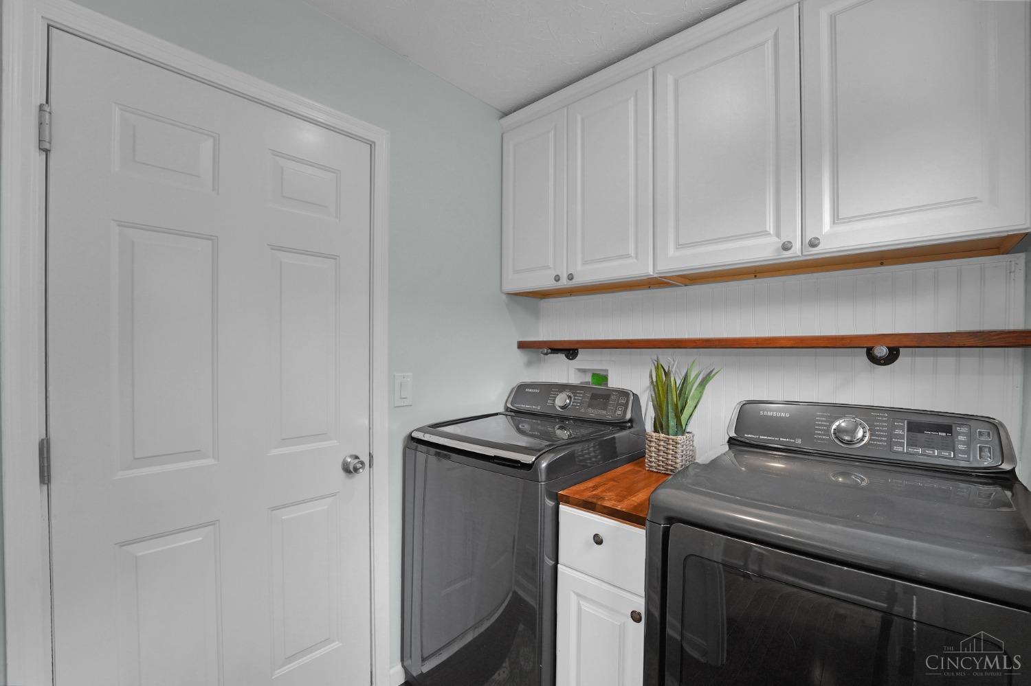 5165 Leslies Woods Court