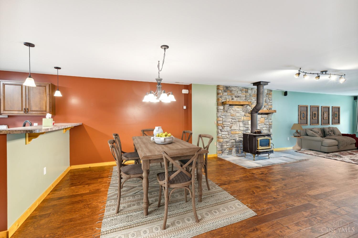 5949 Deerfield Road