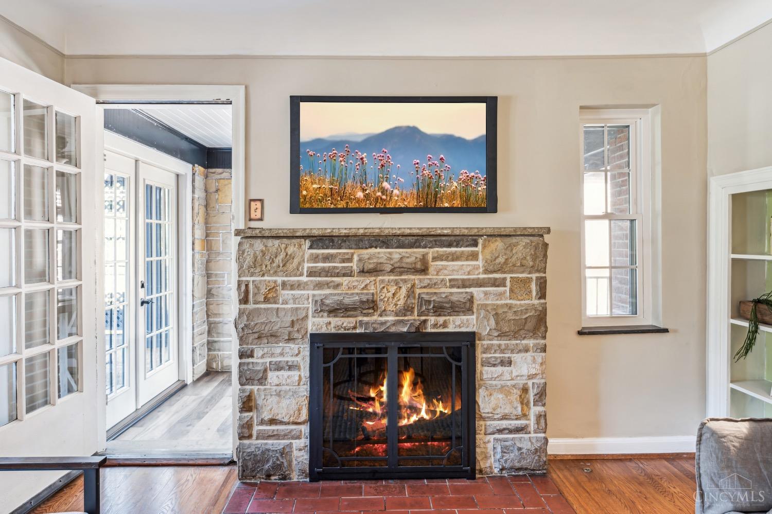 2613 Ridgecliff Avenue