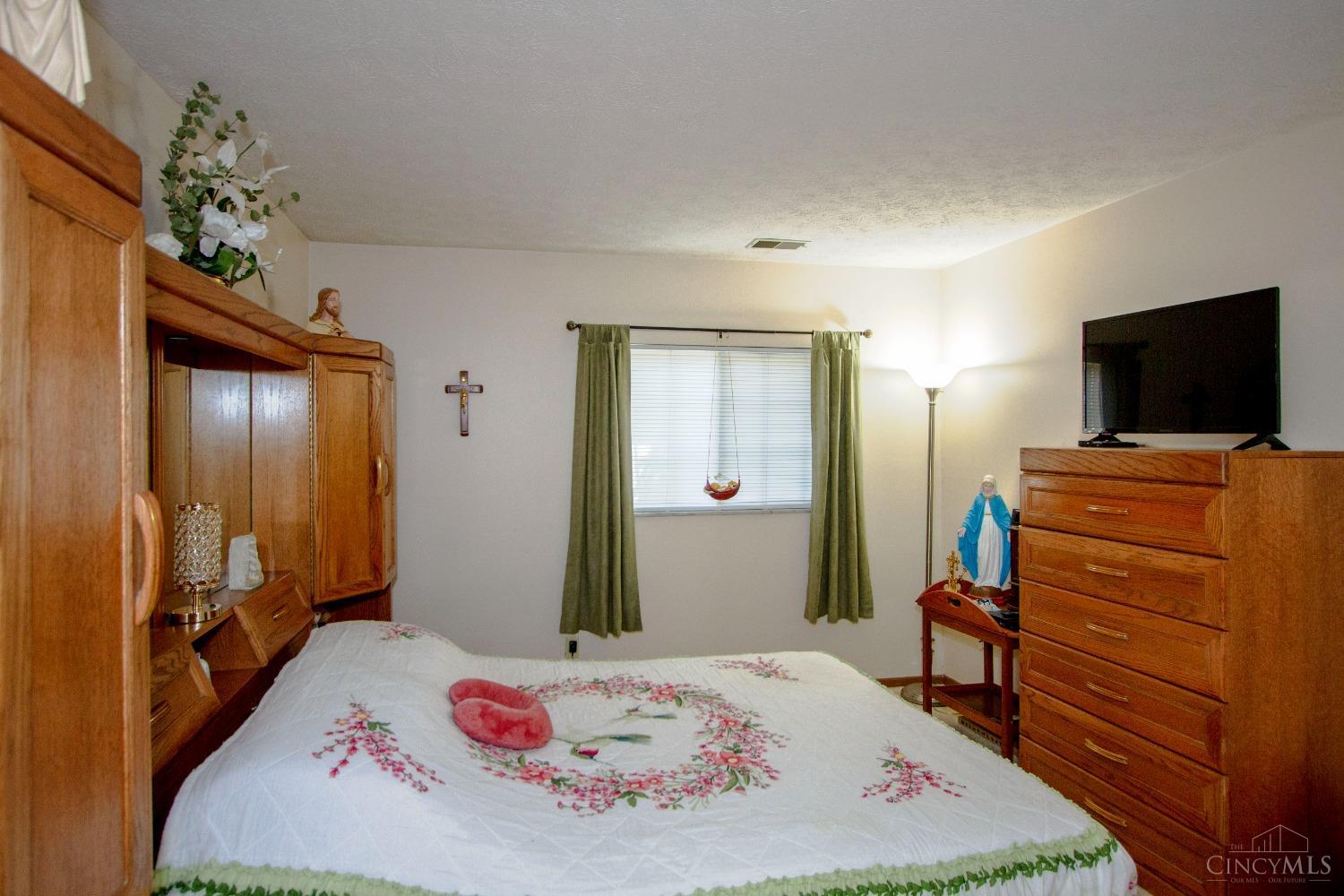 3973 School Section Road 17