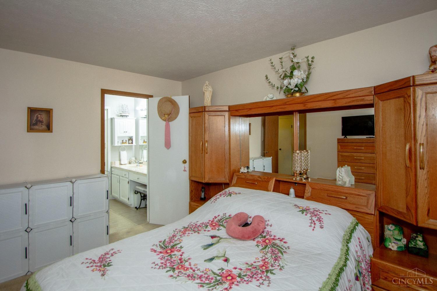 3973 School Section Road 17