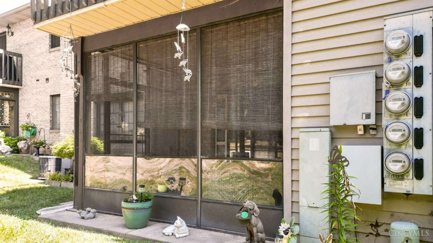 3973 School Section Road 17