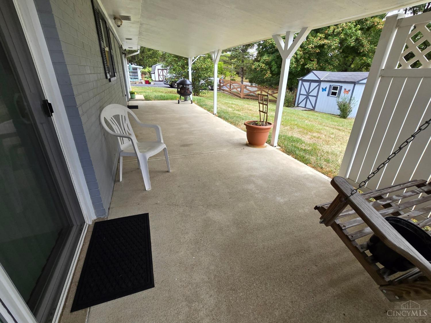 5555 Clearidge Lane