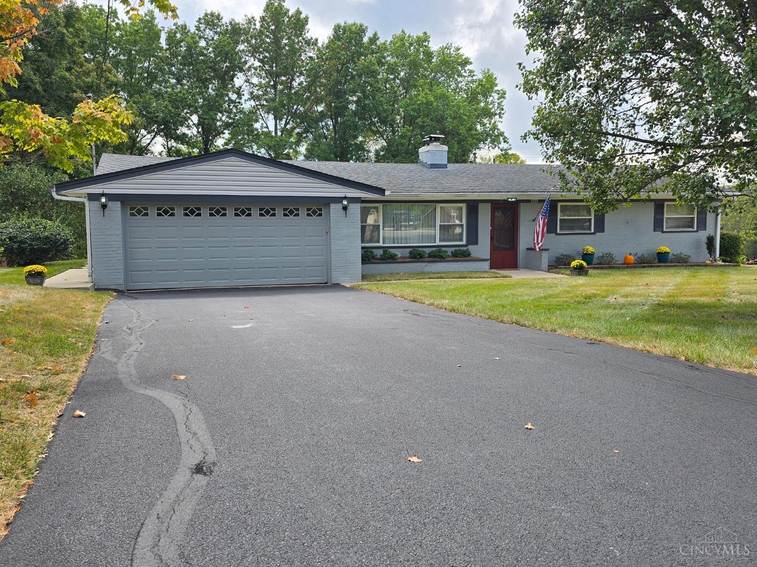 5555 Clearidge Lane