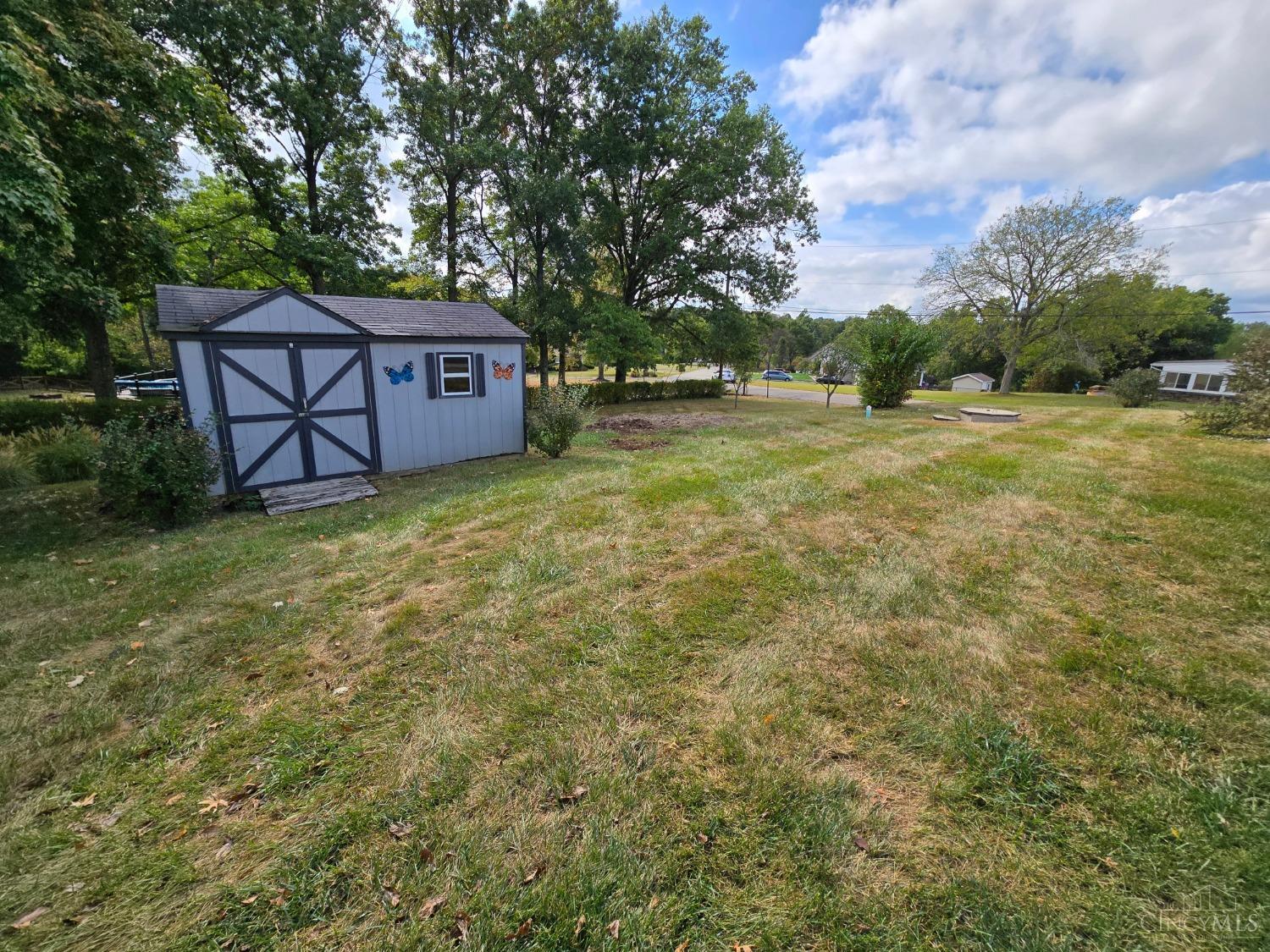 5555 Clearidge Lane
