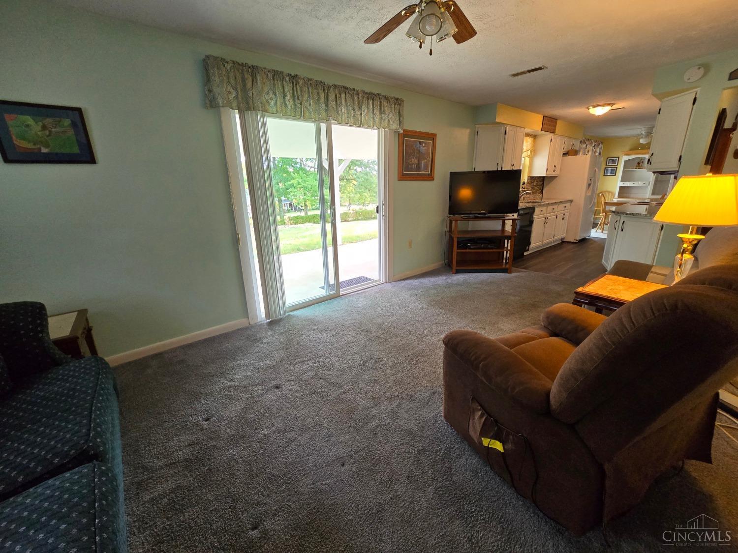 5555 Clearidge Lane