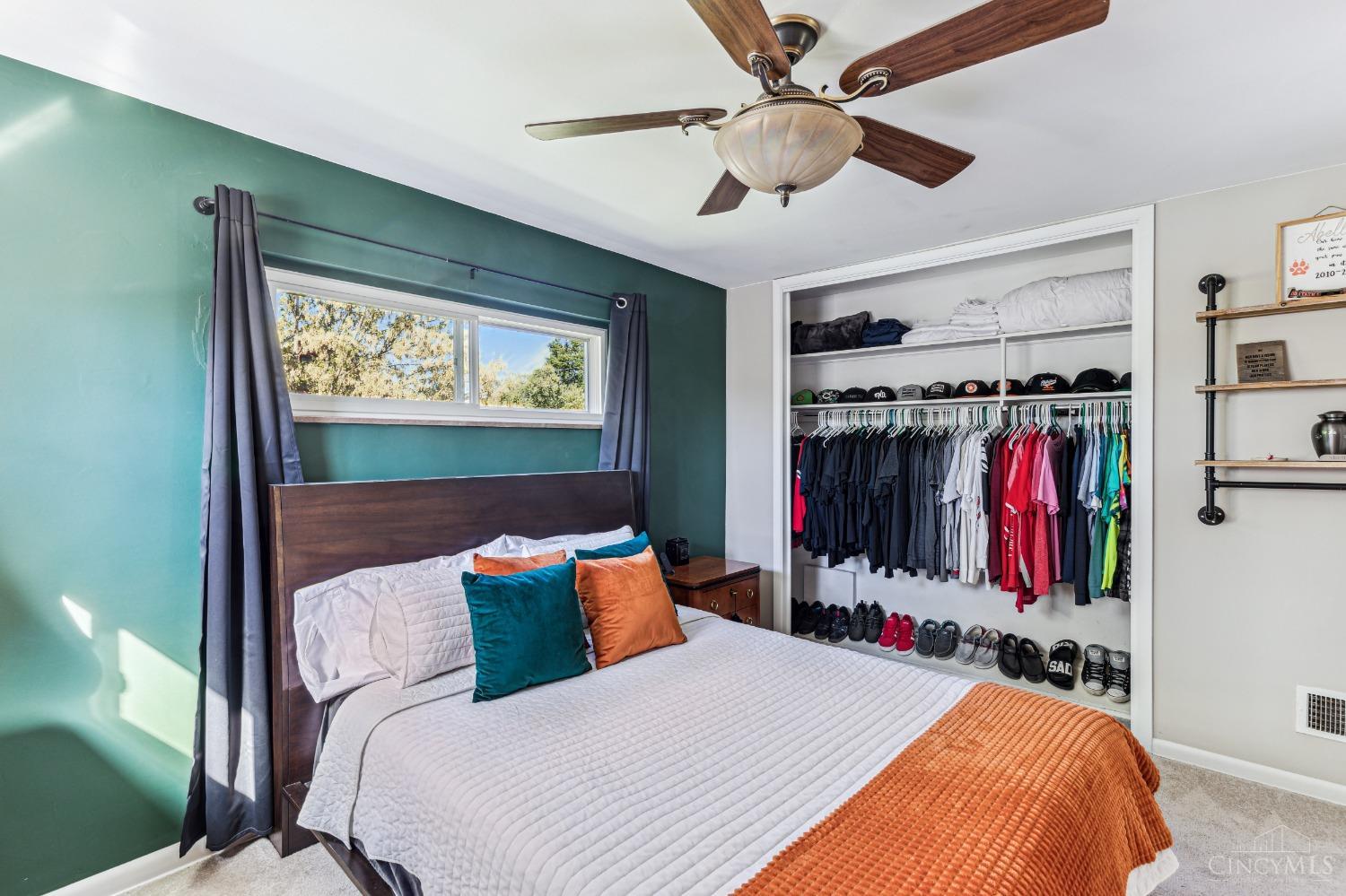 3435 Moonridge Drive