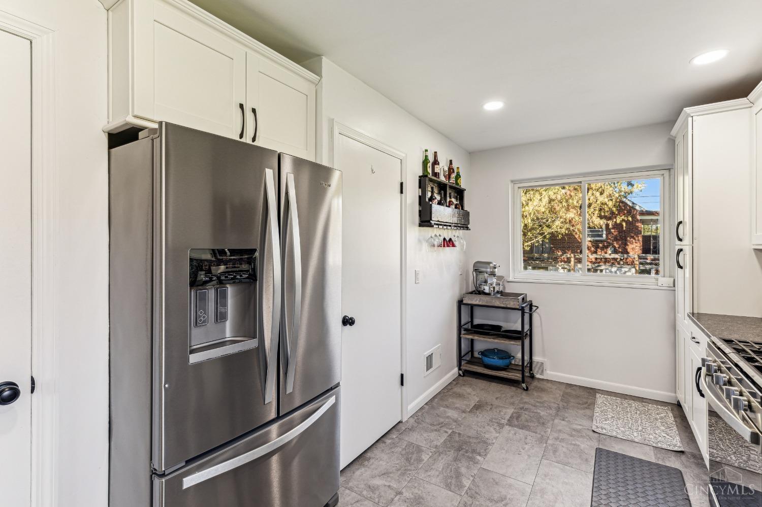 3435 Moonridge Drive