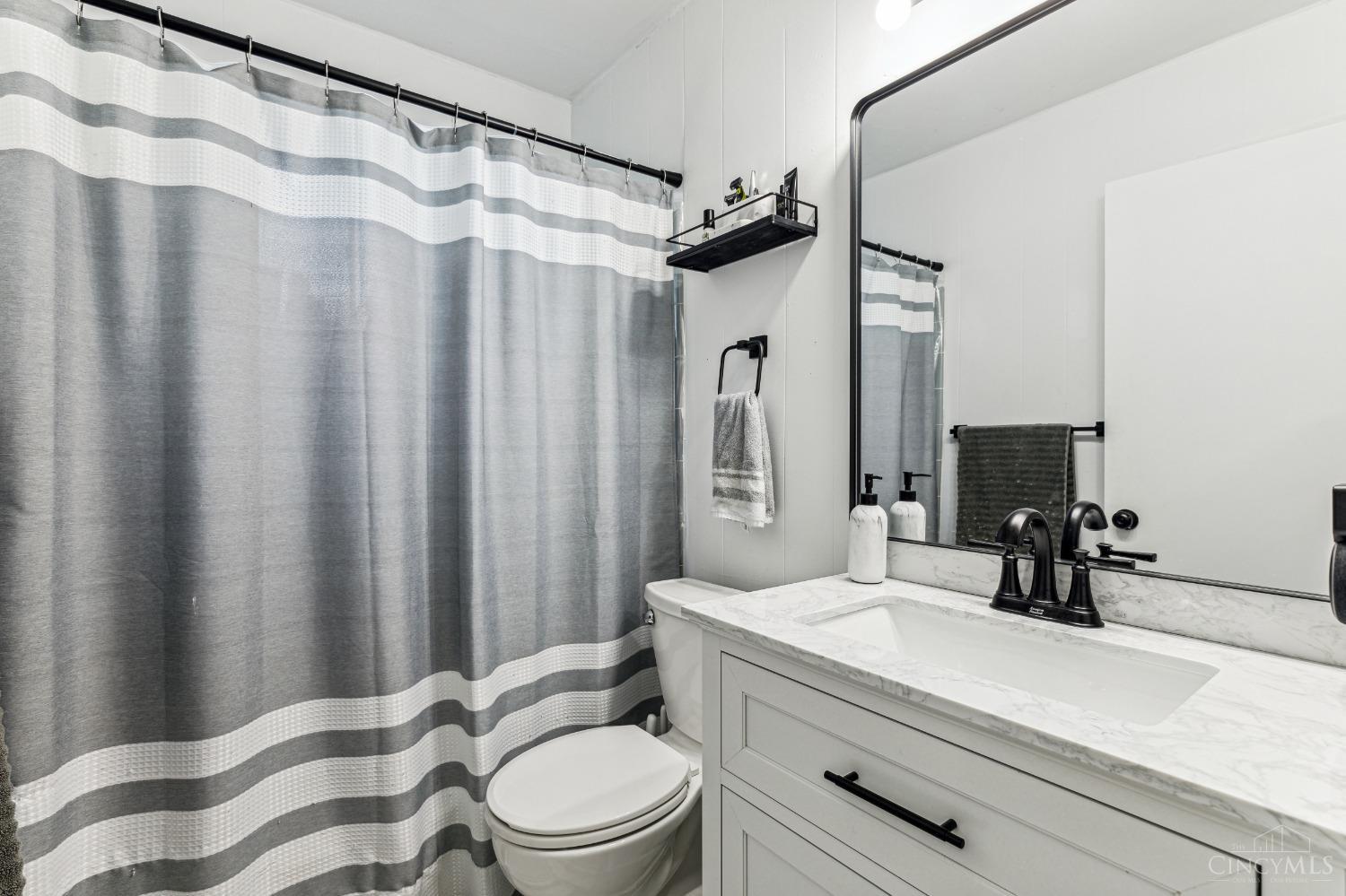 3435 Moonridge Drive