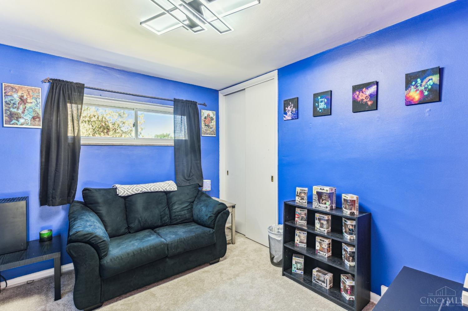 3435 Moonridge Drive