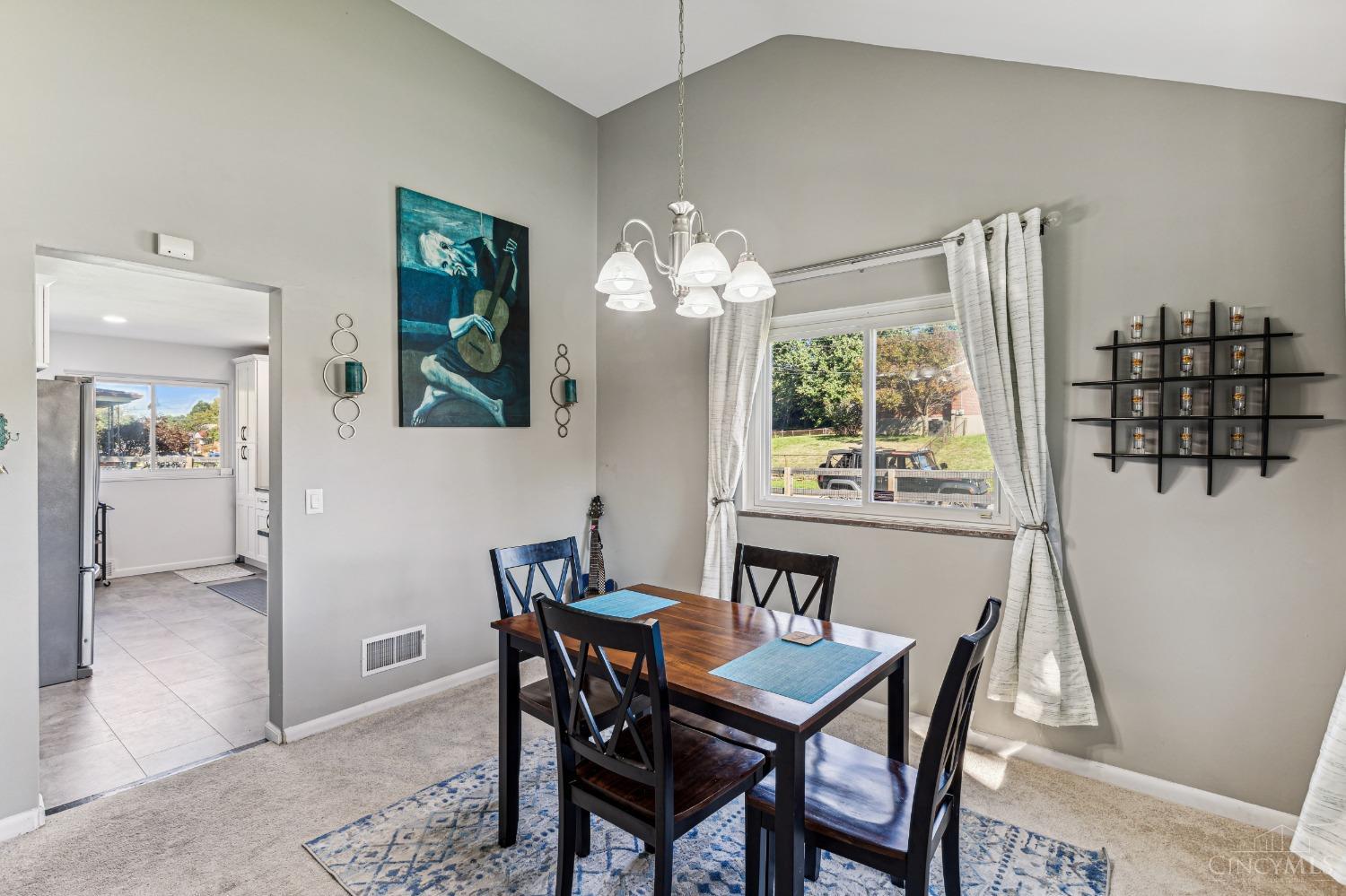 3435 Moonridge Drive