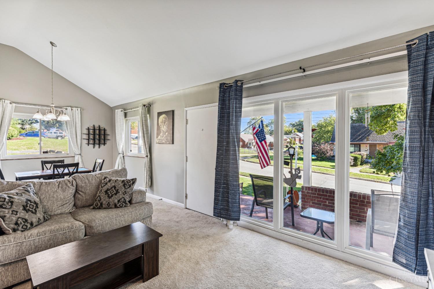 3435 Moonridge Drive