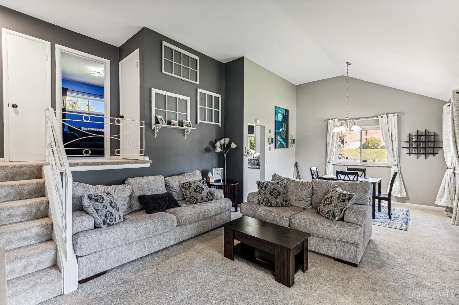 3435 Moonridge Drive