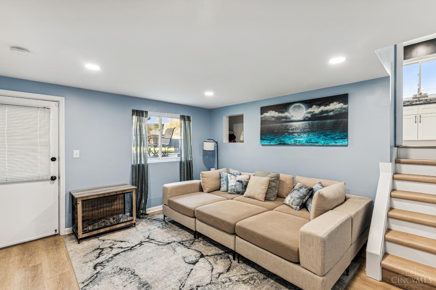 3435 Moonridge Drive