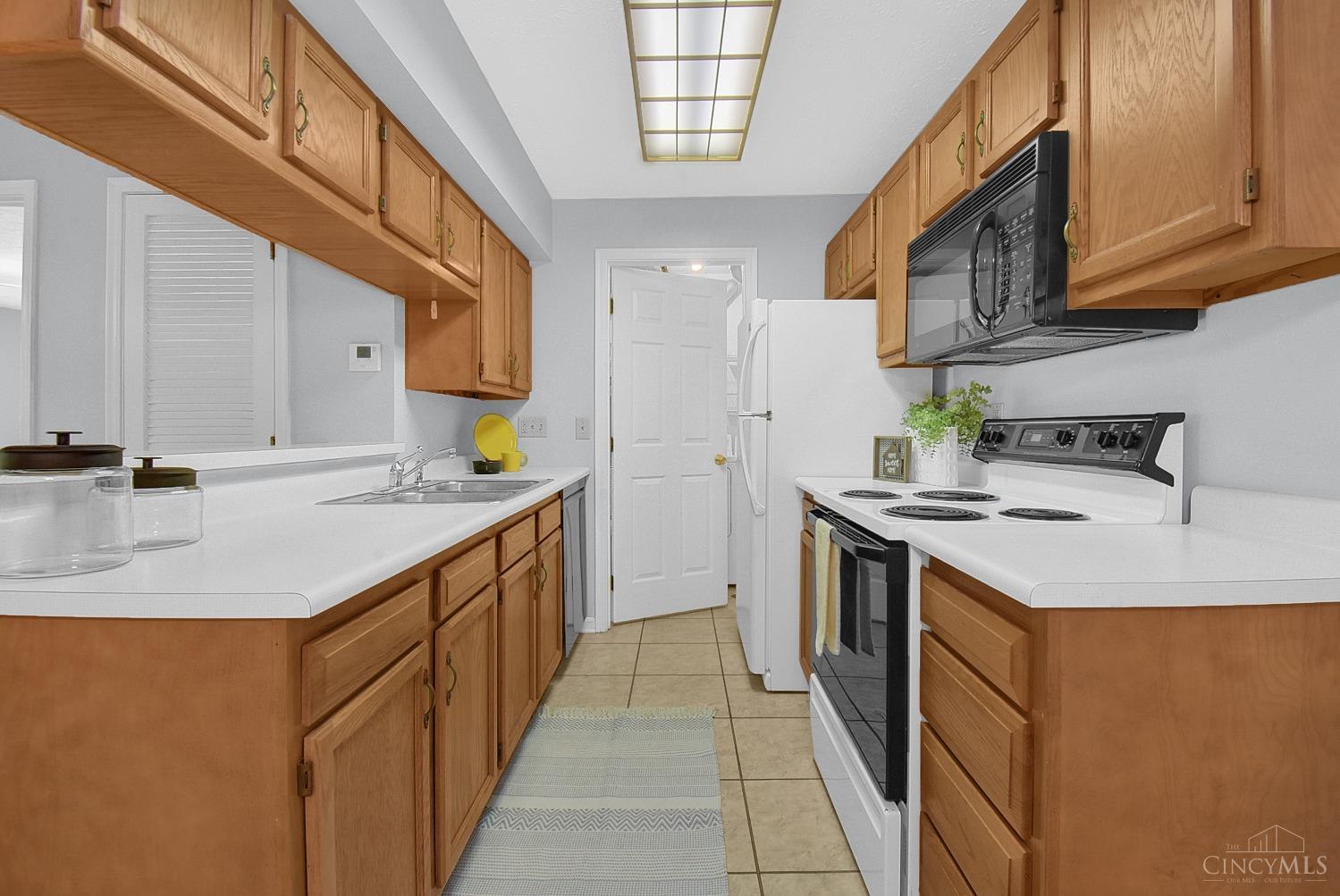 5769 Cheviot Road 2C