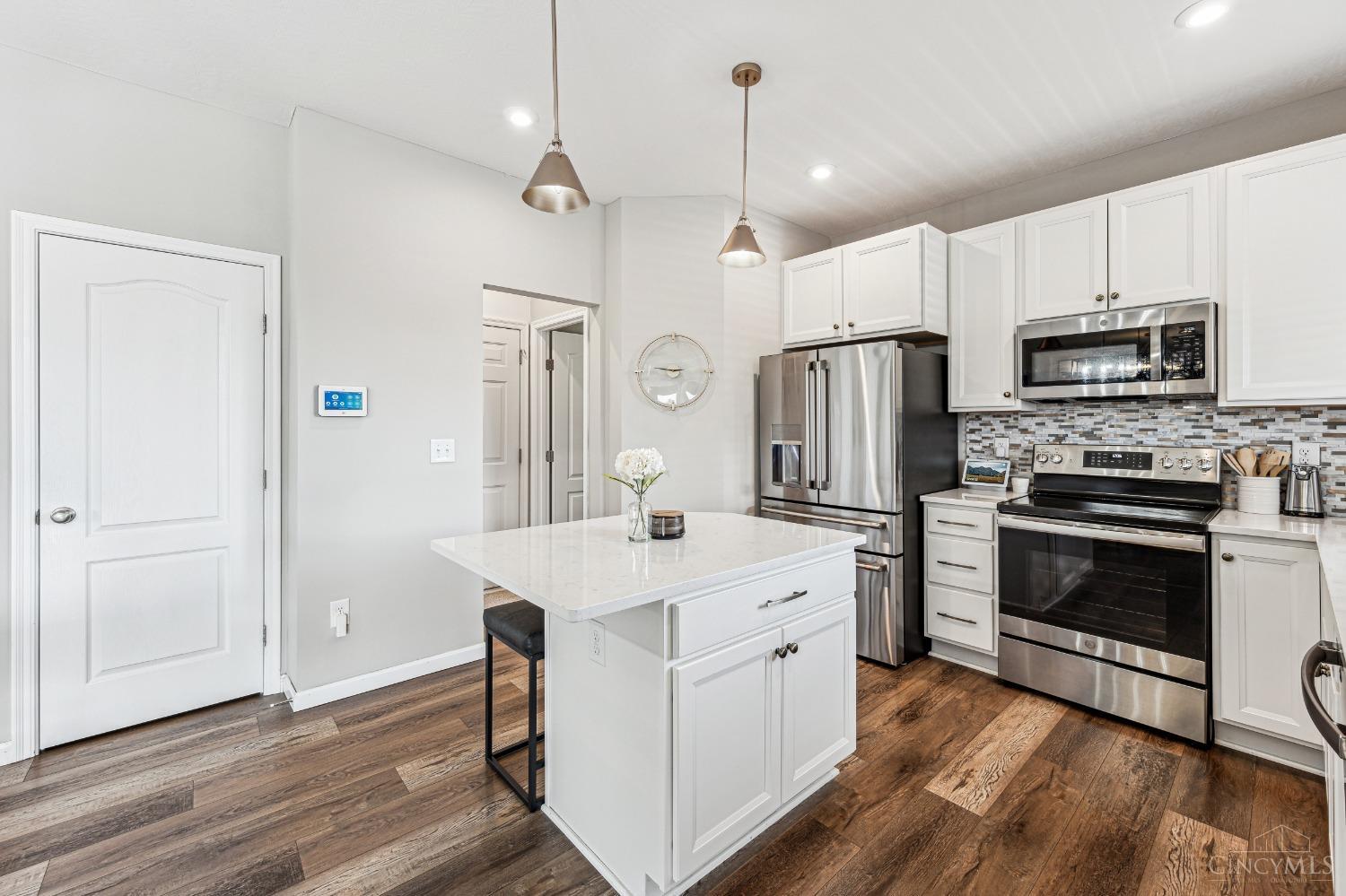 7029 Daybreak Drive