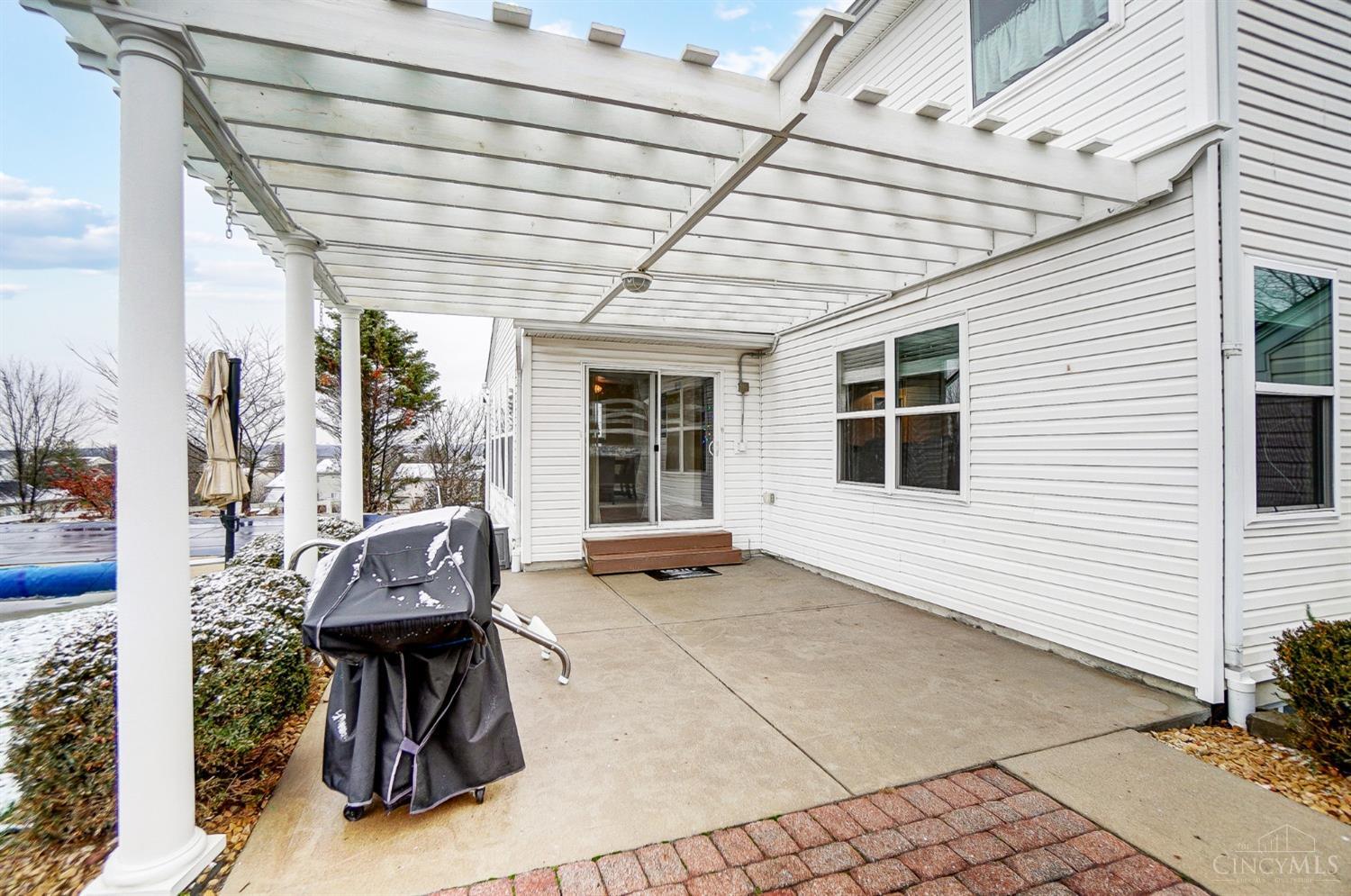 5401 Emilys Oak Court