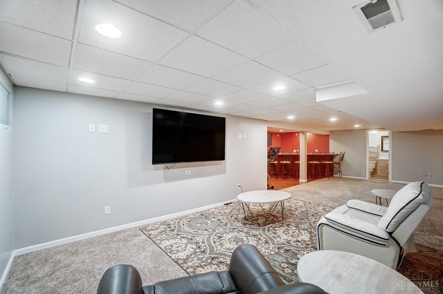 5401 Emilys Oak Court