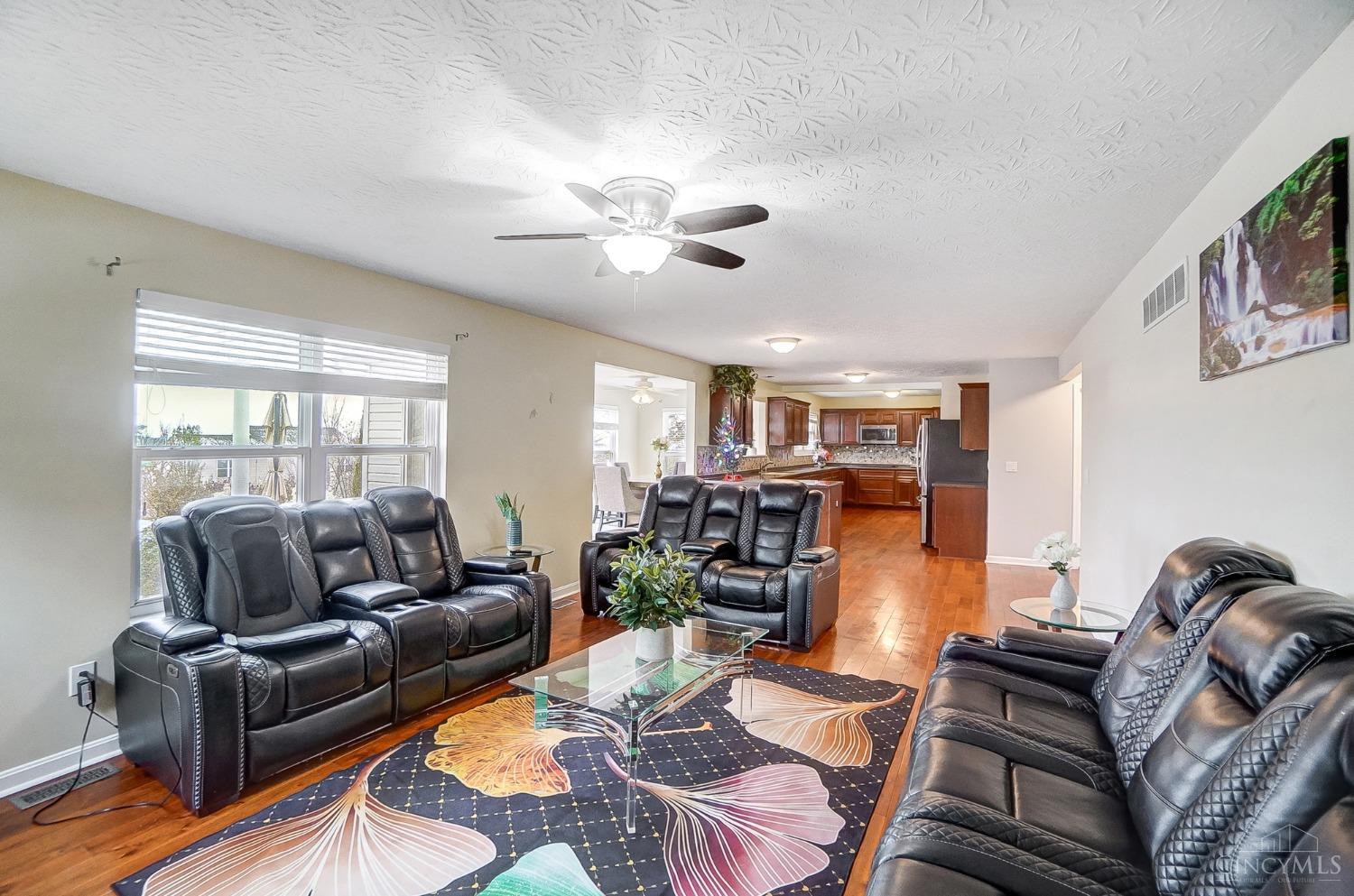 5401 Emilys Oak Court