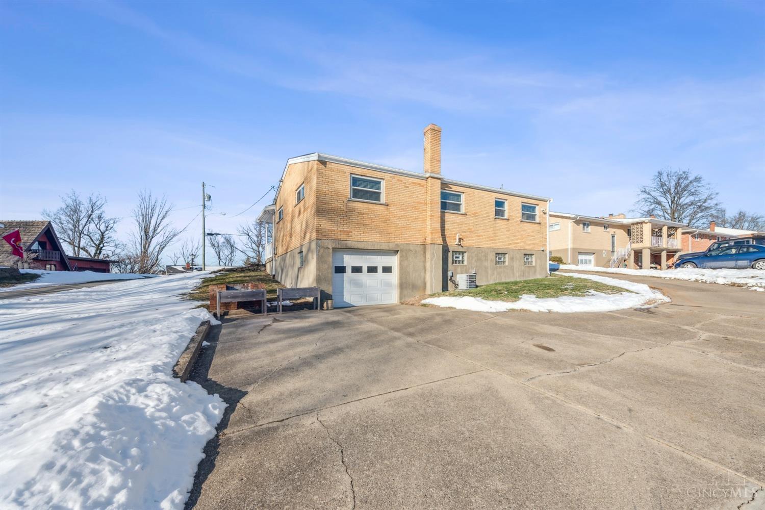6383 Starvue Drive