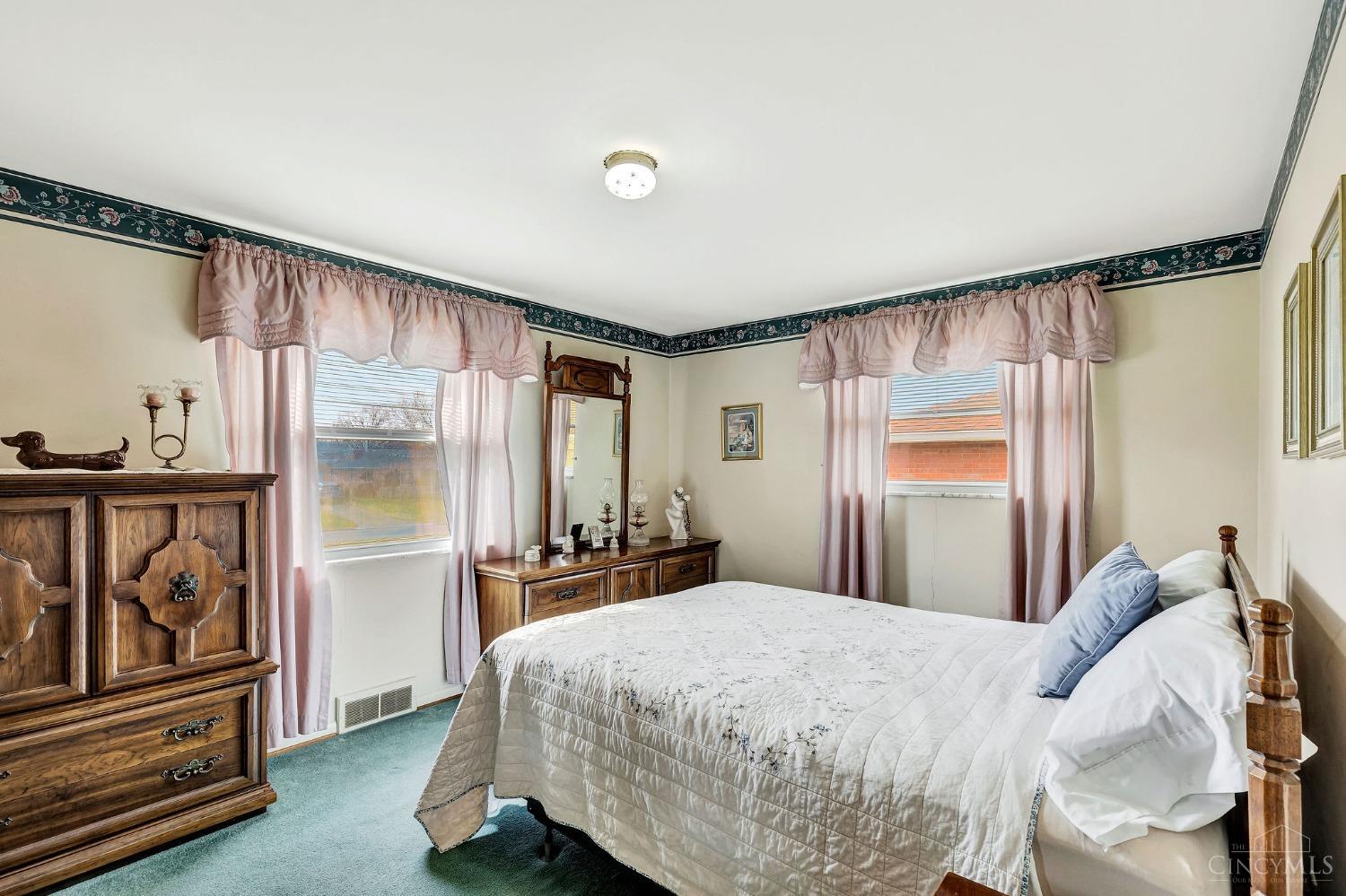 4100 Westwood Northern Boulevard