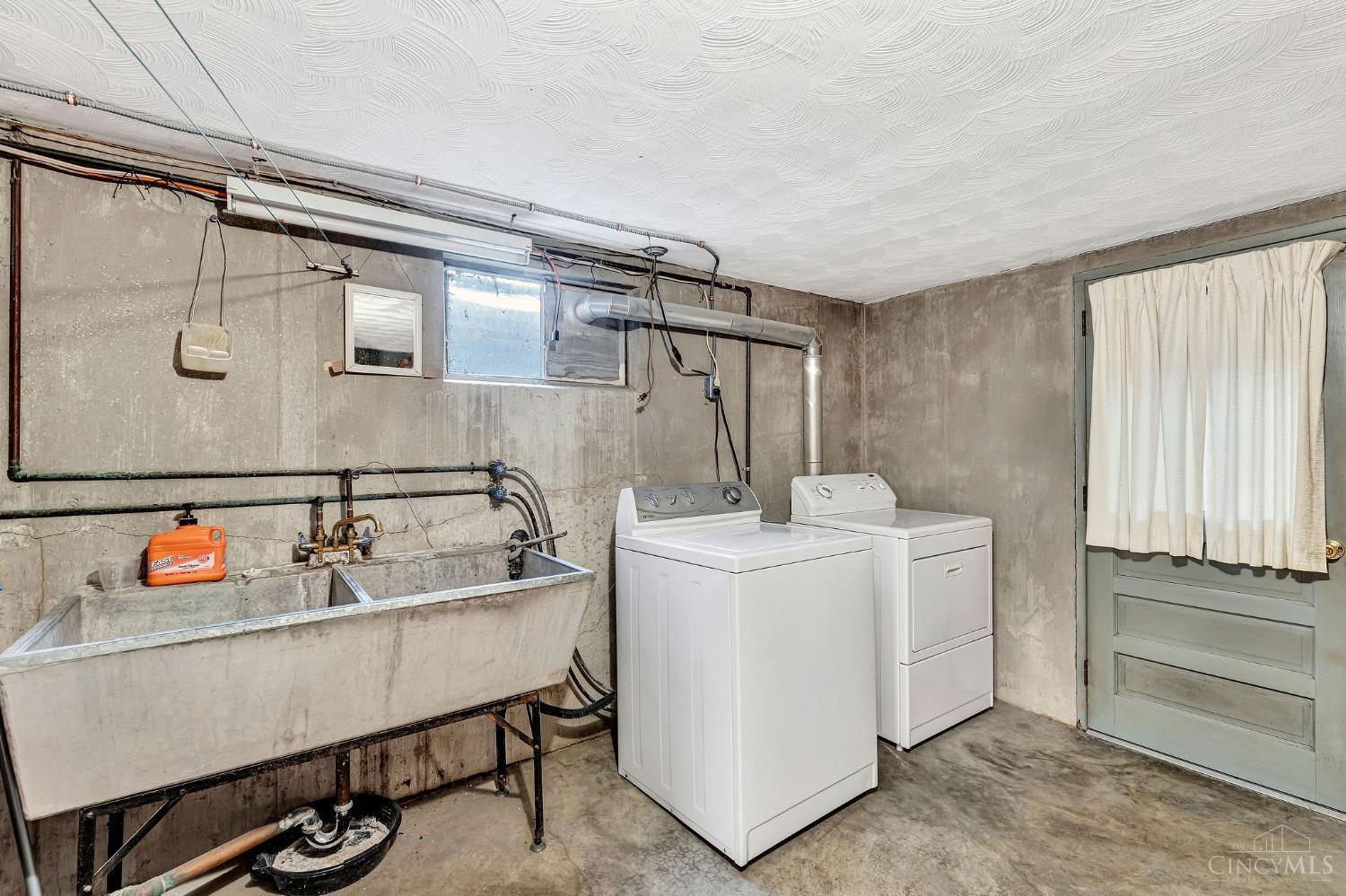 4100 Westwood Northern Boulevard