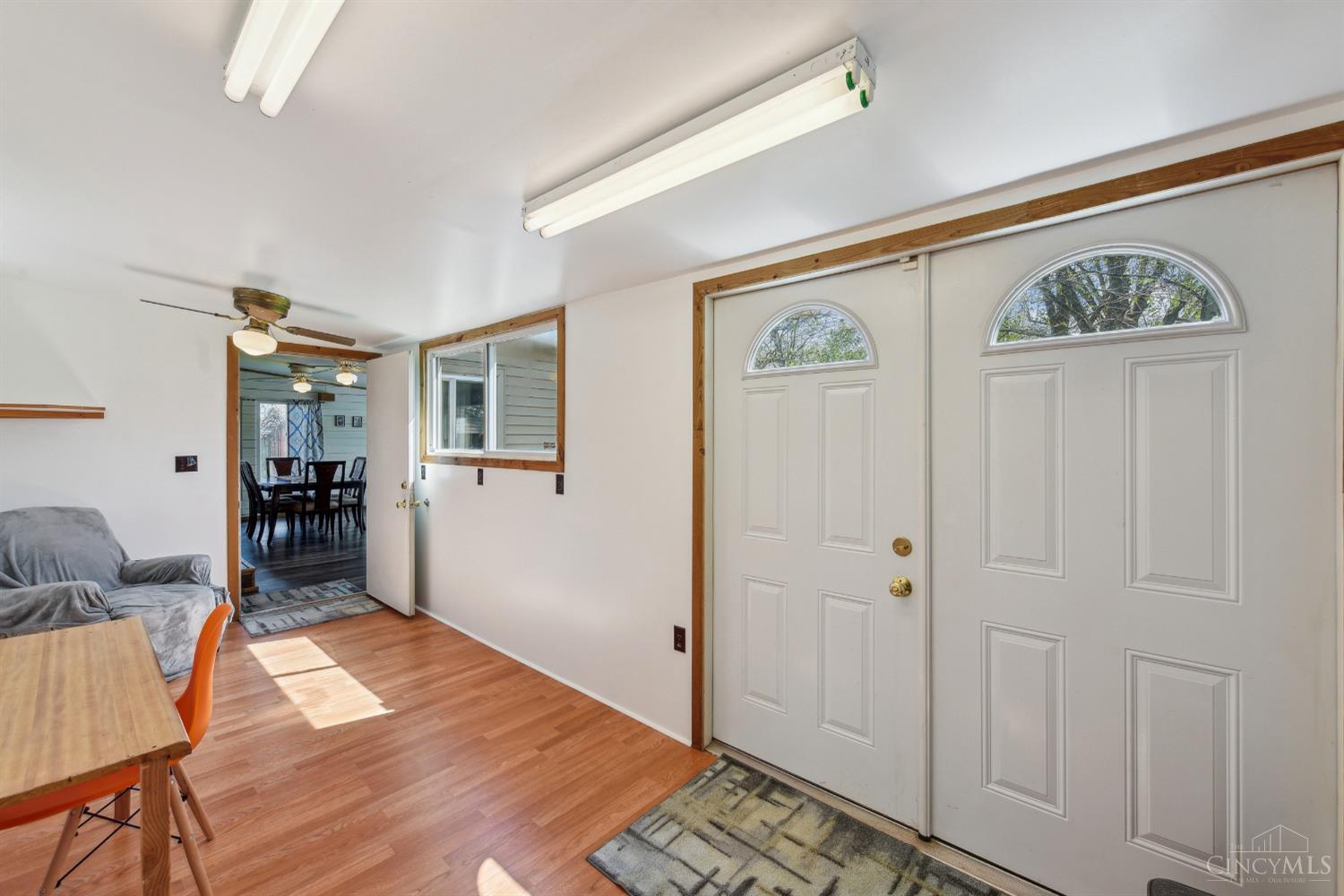 12158 Glencrest Court