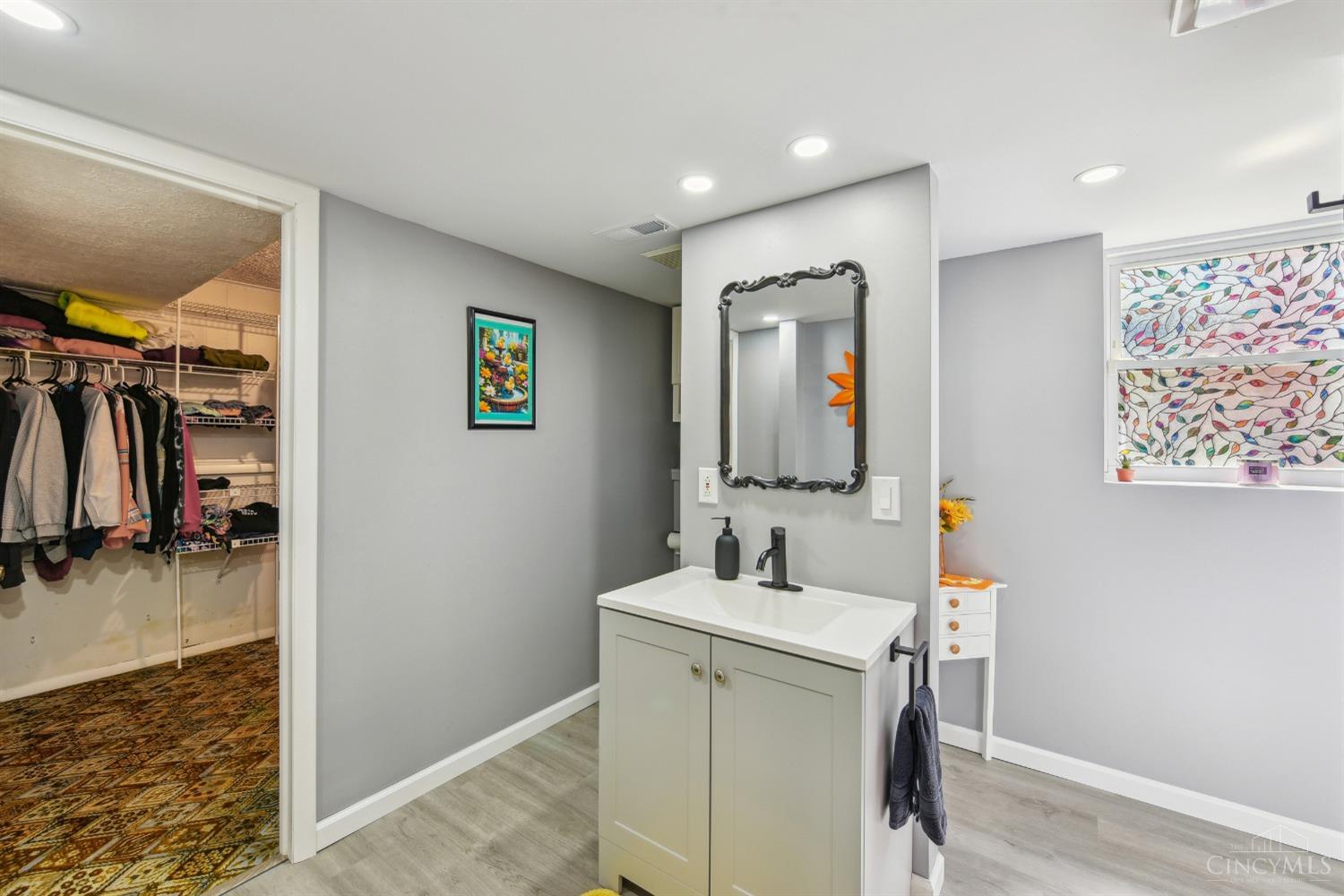 12158 Glencrest Court