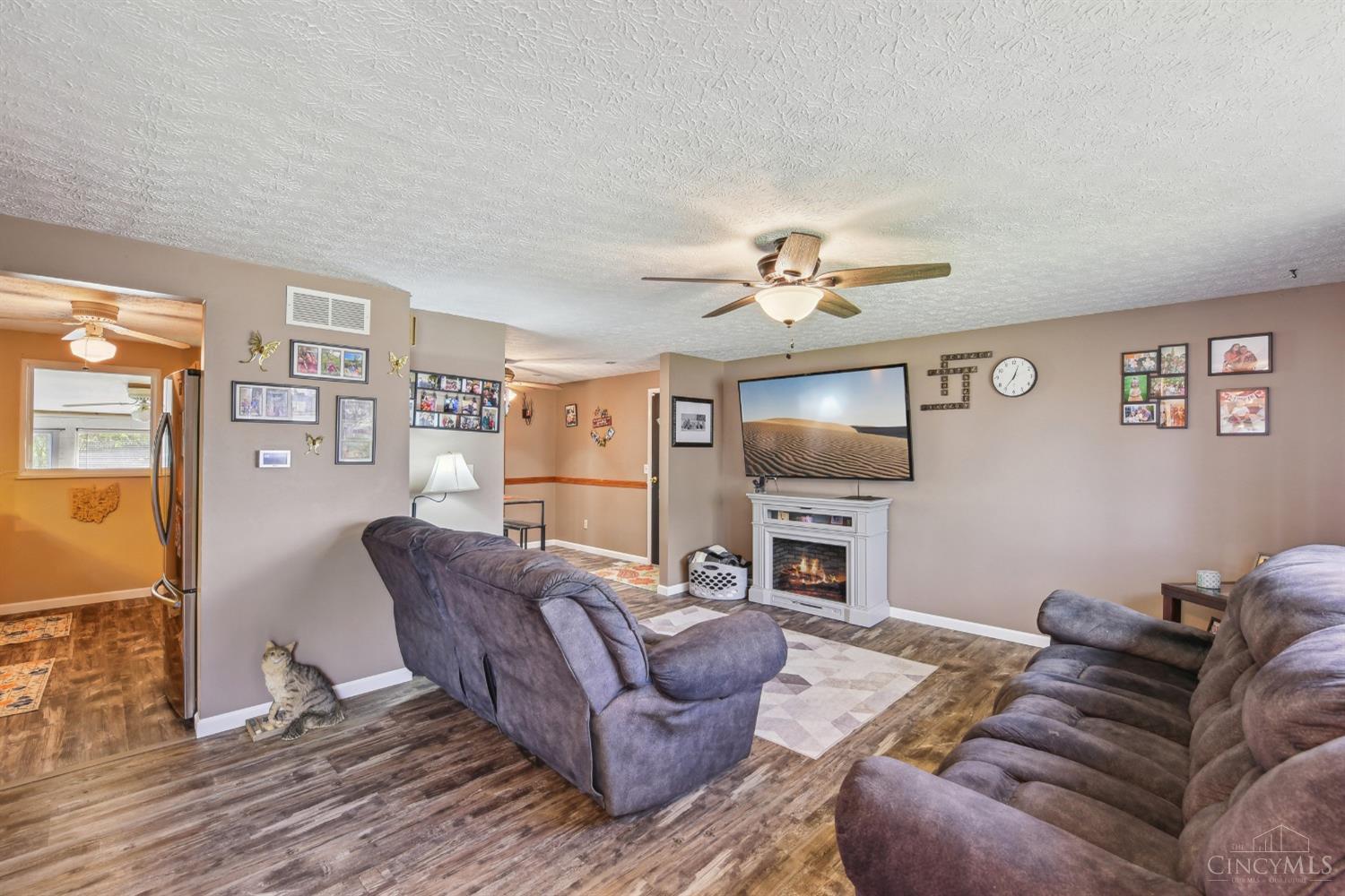 12158 Glencrest Court