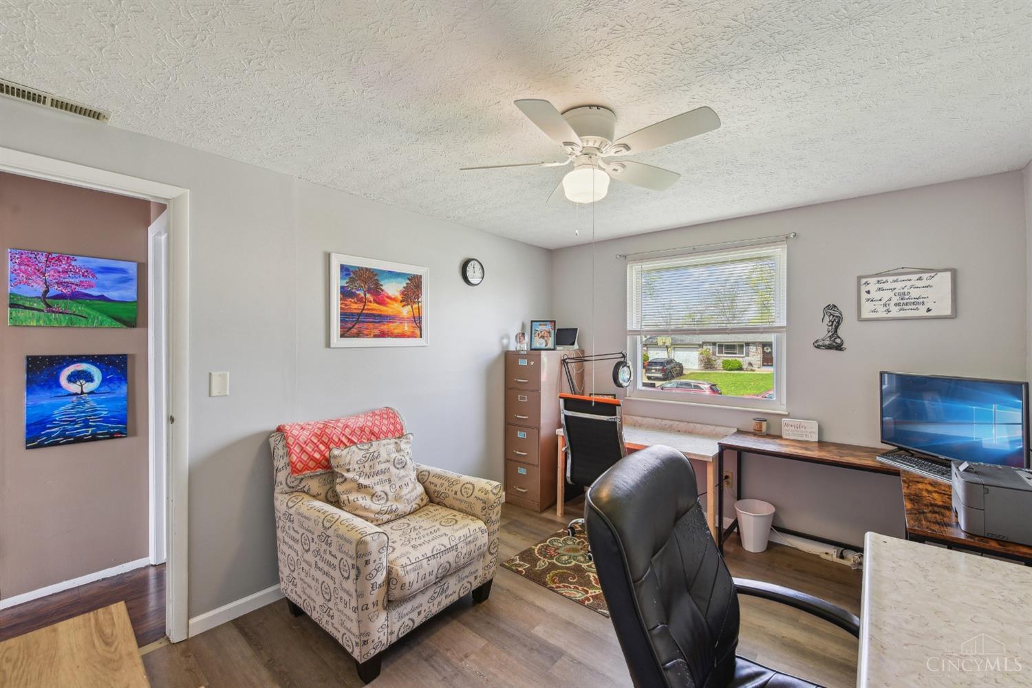 12158 Glencrest Court