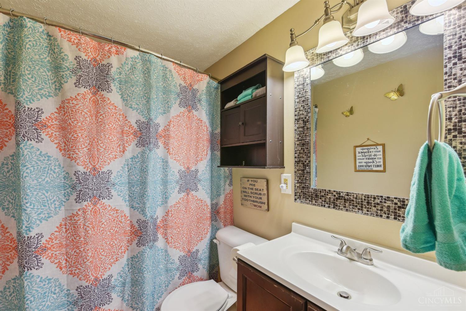 12158 Glencrest Court