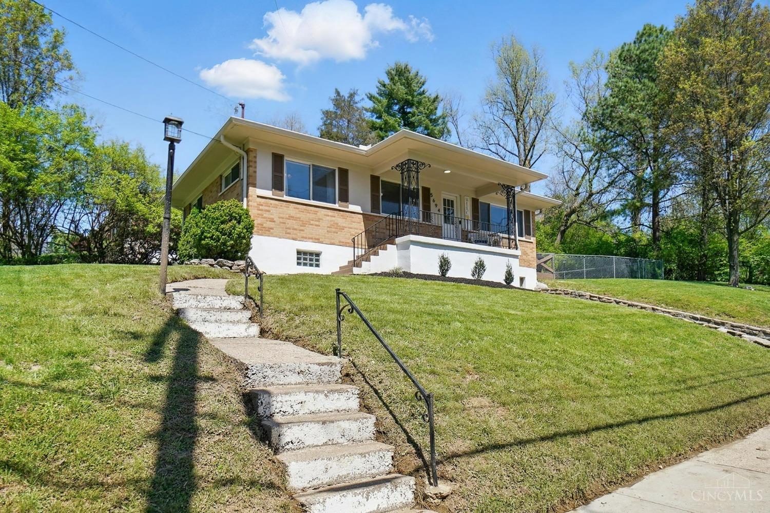 5694 Antoninus Drive
