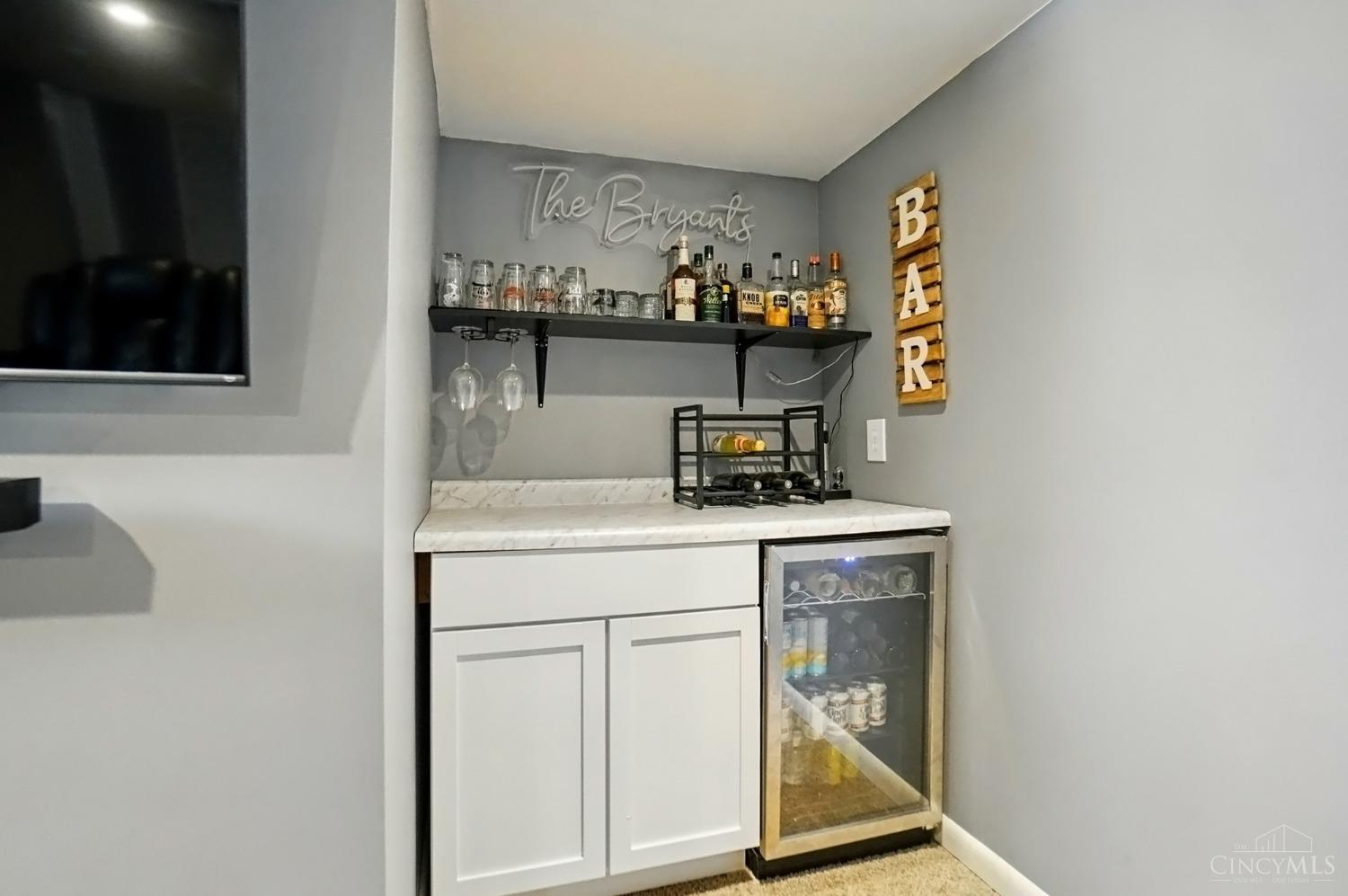 5694 Antoninus Drive