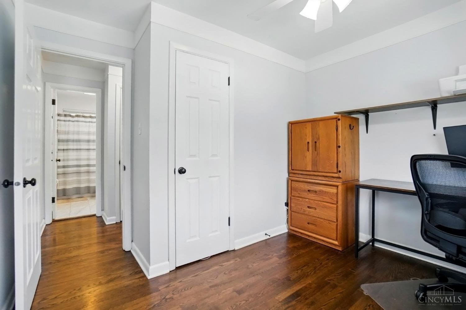 5694 Antoninus Drive