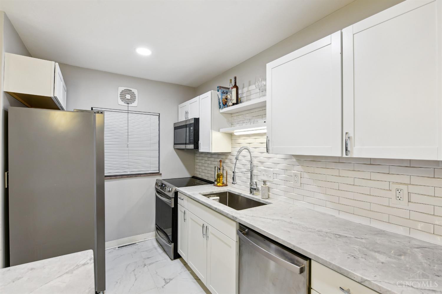 5429 Lever Court