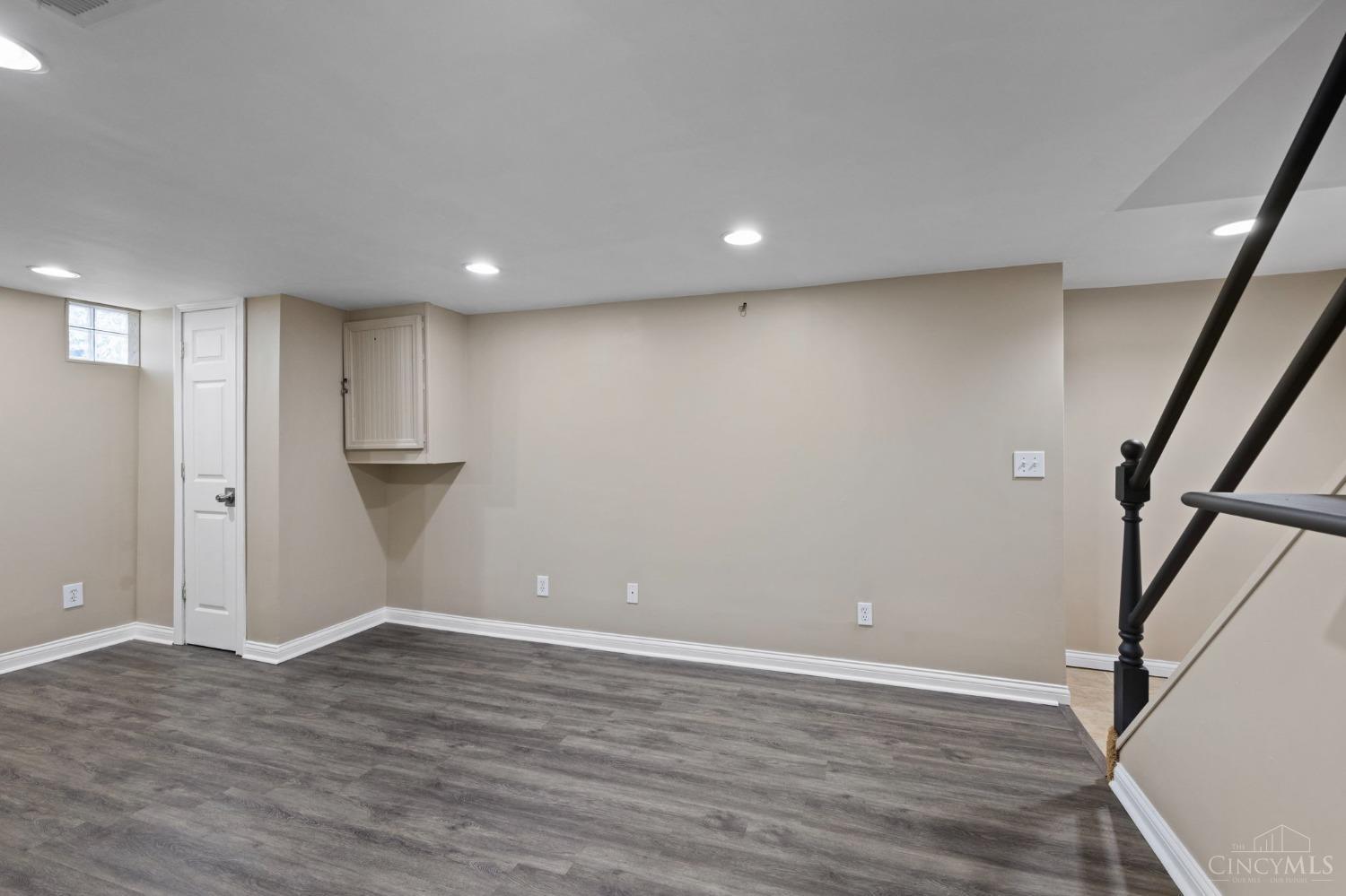 3748 Frondorf Avenue