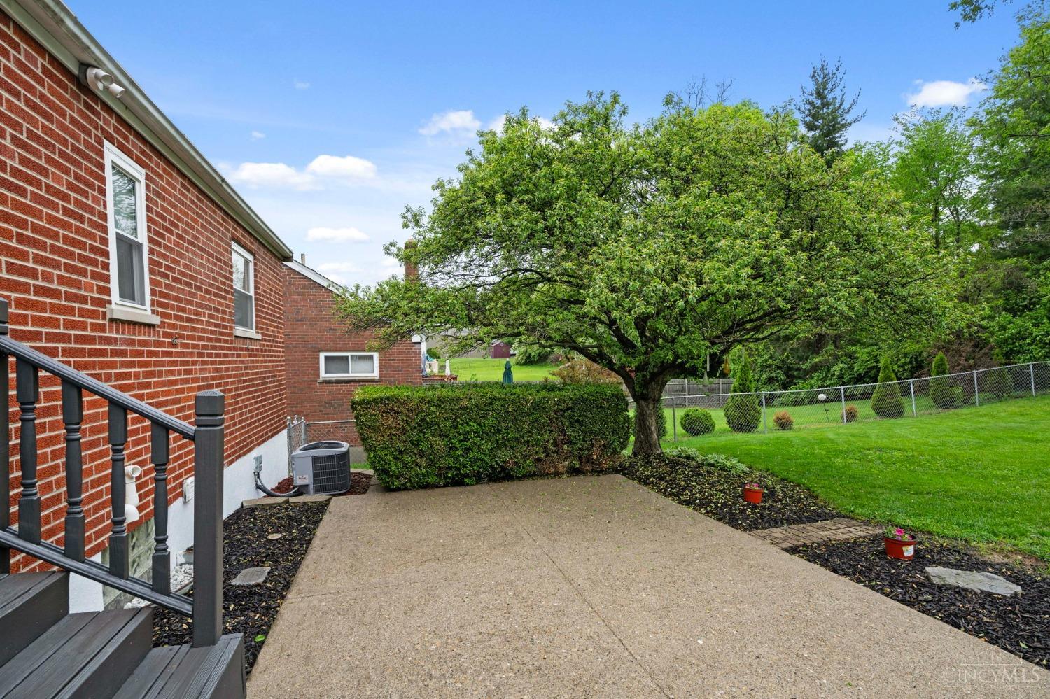 3748 Frondorf Avenue